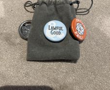 Dice bag with 4 pins