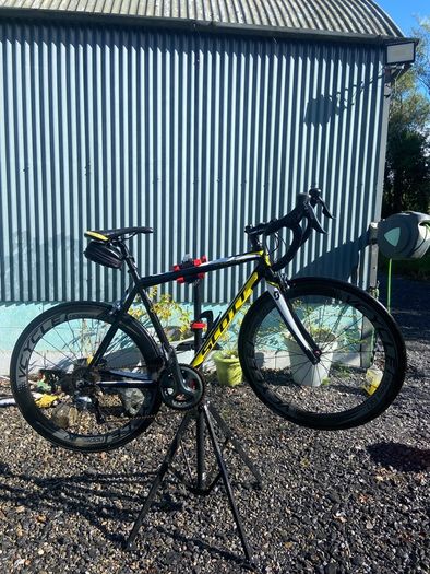 Shimano Tiagra 10 Speed - Scott Speedster XS Frame - 60mm Wheels