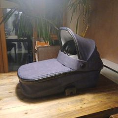 carry cot