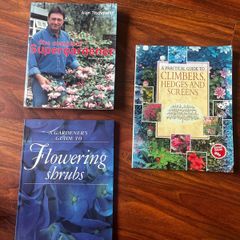 Vintage Gardening Guide Trio Alan Titchmarsh Flowering Shrubs & Climbers Bundle