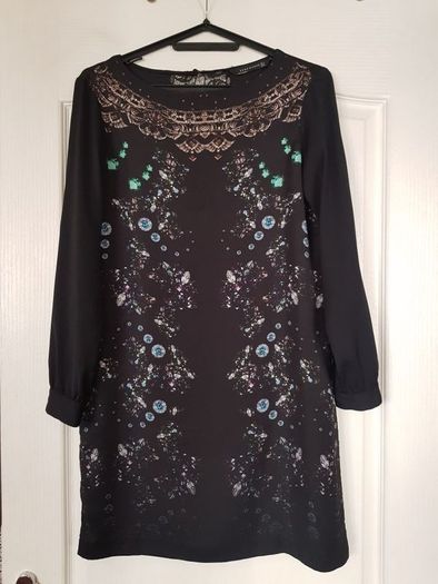 Zara Black Dress, beautiful print, lace detail at the back, size S