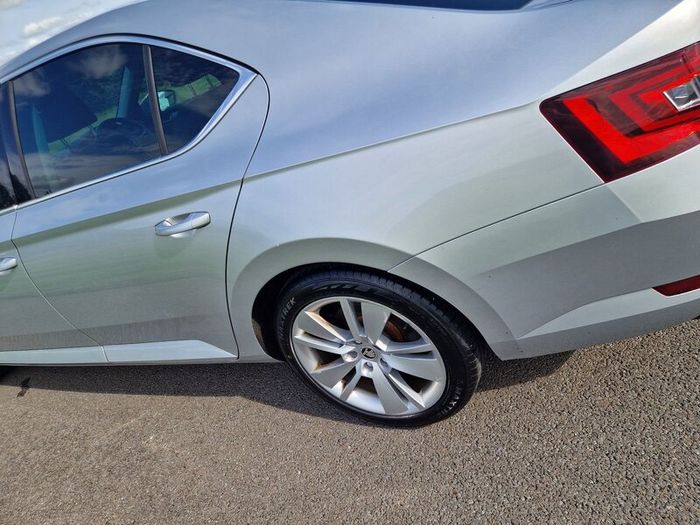 2019 Skoda Superb 2.0 TDI SEL Executive DSG | Leat