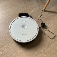 ElectrIQ IQLEANCR02 White Robot Vacuum Cleaner
