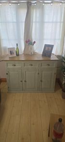 sideboard