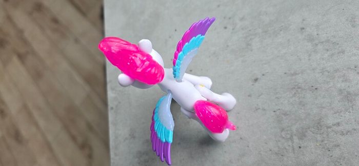 4euro Each - Select in comments - New Generation Moulded 3 inch  Figure Sparkle Glitter Hasbro Crystal Adventure MLP G5 My Little Pony