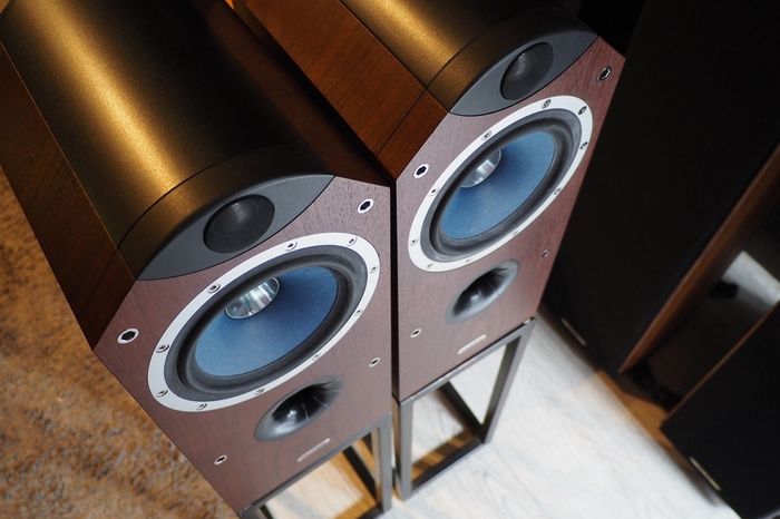 Tannoy  Flagship Dimension Range Eyris one speakers solid walnut absolute stunning looking and sound to match