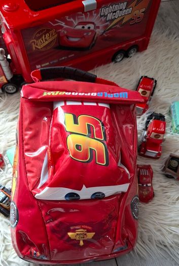 Disney Pixar Cars Lighting McQueen