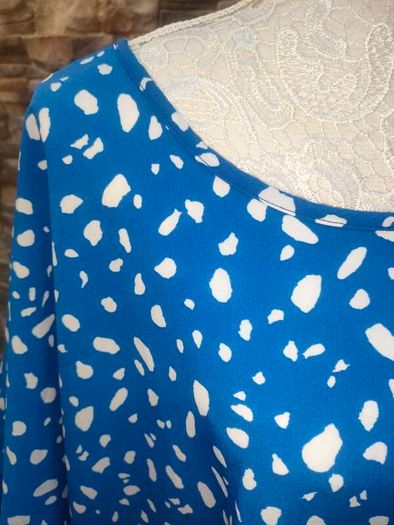 Plus size Yours clothing tunic top size 26-28 postage included