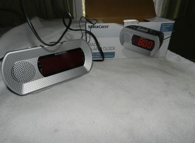Clock radio
