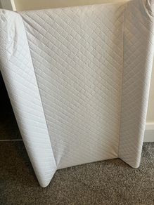 baby changing mat