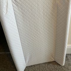 baby changing mat