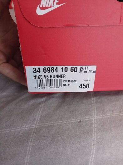 Nike V5 Trainers Brand New Size 11