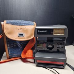 Polaroid 636 Talking Camera + Case