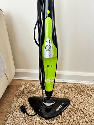 H20 High Definition Steam Cleaner (Requires new Water Tank and cleaning pads)