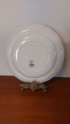 Fabulous Antique Blue and White 9 Inch Breakfast Plate By Furnivals Limited, in the Popular "Old Chelsea" Pattern Circa 1915+ (number 2)