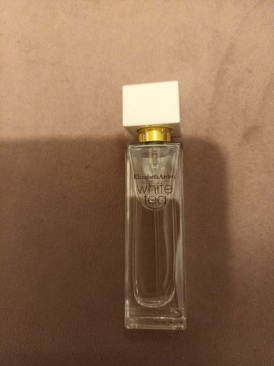 Elizabeth Arden white Tea fragrance