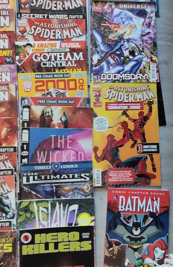 Massive DC & Marvel Comic Collection Batman, Justice League, Spiderman