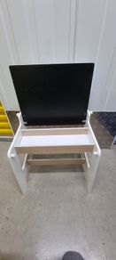 Kids desk