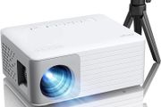 Mini Projector, 5000 Lumens O1 LED Portable Projector, Support HD 1080P, 15 Keystone, 25 Precent Zoom, Kids Gifts, Compatible with iOS/Android/Tablet/PC/TV Stick/USB/DVD/Game Console with Tripod (Free postage)