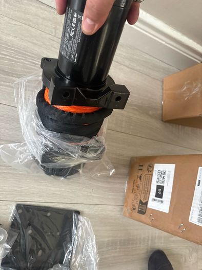 Electric Winch 4500lbs suit small jeep or quad , recovery trailer etc