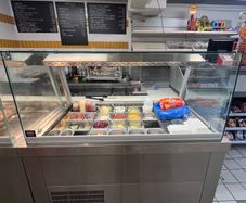 Cold Deli Commercial refrigeration unit