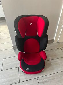 Joie car seat (belted)
