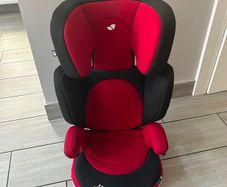 Joie car seat (belted)