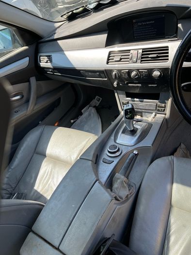 Breaking bmw 520d 2008 e61 n47 a35