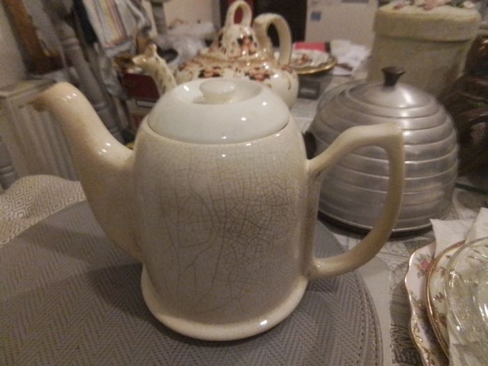 Everhot Teapot