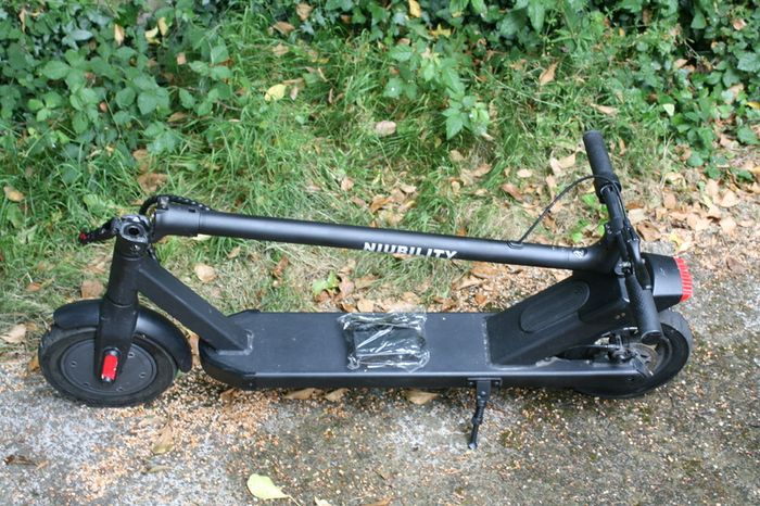 Niubility Adult Electric Scooter 36v Li-ion (works well)
