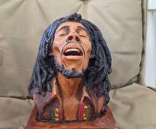 Bob Marley statue