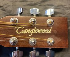 Tanglewood guitar model TWCR 0
