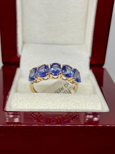 Gold 9K (375) Yellow Gold Premium Tanzanite 5 Stone Ring 4.00 Ct.