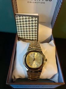 Octagon Bracelet Gold Woman's Watch