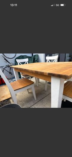dinig table