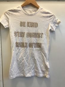 Guess white t-shirt