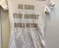 Guess white t-shirt