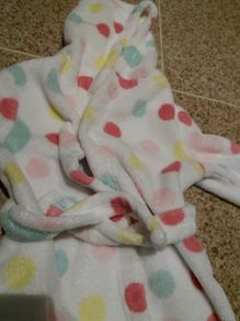 Girls dressing gown Age 2-3