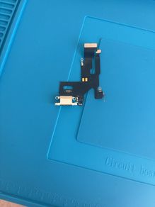 Genuine iPhone 11 Charging Port Flex Cable Lightning Connector OEM Pull - Silver