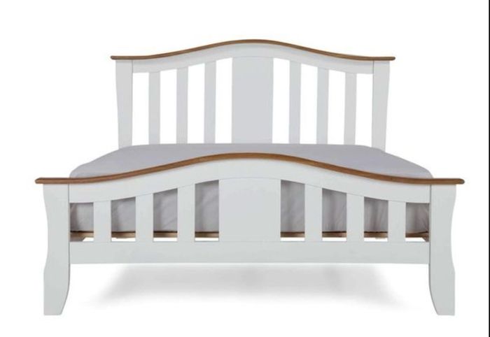 King size bed
