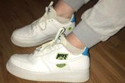 White Nike Air Force 1