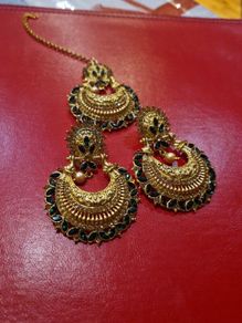 Indian style jewellery set