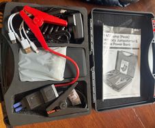 Streetwize Power Bank with 200A Emergency Jump Starter