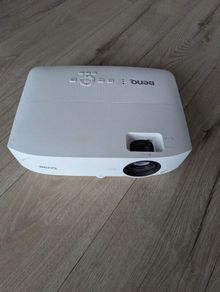 BENQ projector MS531
