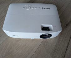 BENQ projector MS531