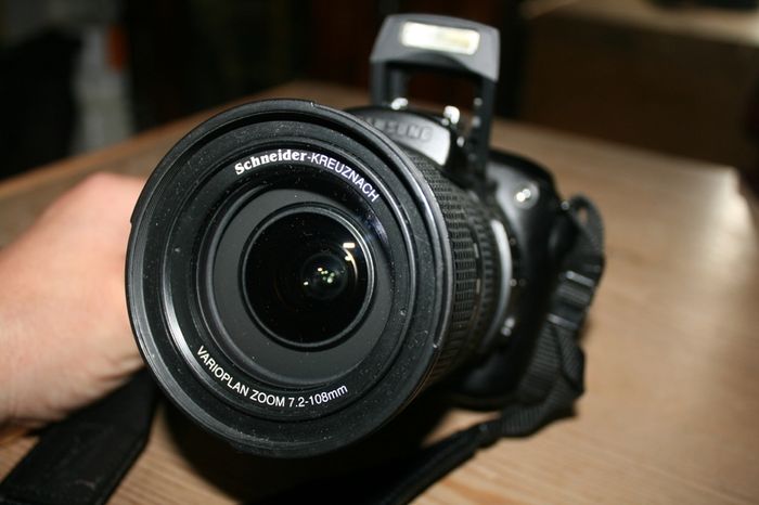 SAMSUNG PRO 815 Digital Bridge Camera, Like dslr with Accessories, Working condition