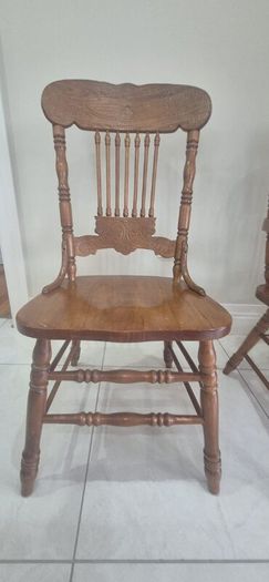 Dining Table and 8 chairs