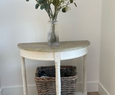 Half Moon Console - Hallway table
