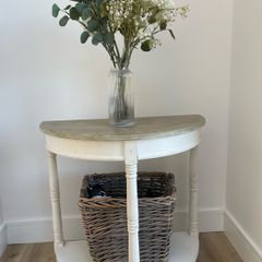Half Moon Console - Hallway table