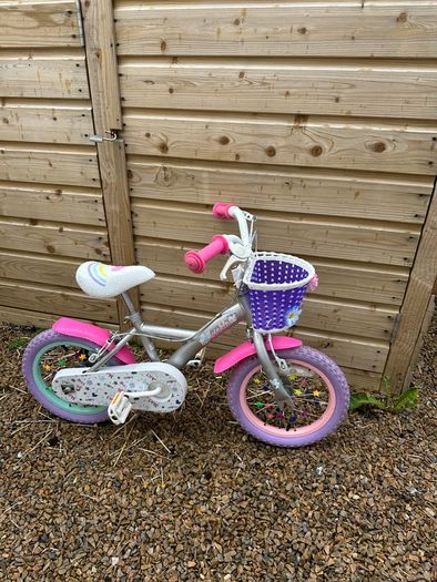 Girls bike